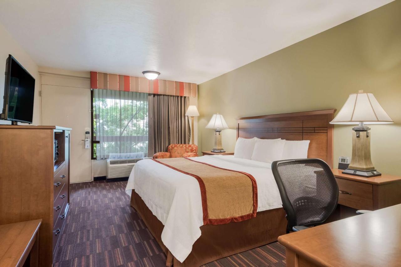 Best Western Town And Country Inn Cedar City Exterior foto